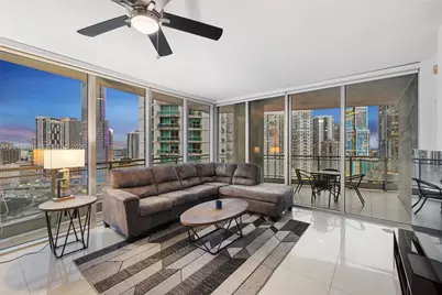 90 SW 3rd St #2504, Miami, FL 33130 - Photo 1
