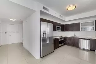 90 SW 3rd St, Miami, FL 33130 - Photo 5