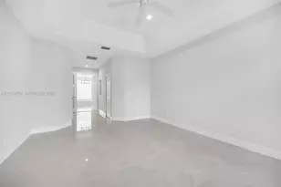 2553 Jardin Manor, Weston, FL 33327 - Photo 9