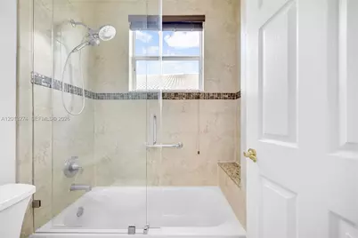 2553 Jardin Manor, Weston, FL 33327 - Photo 21