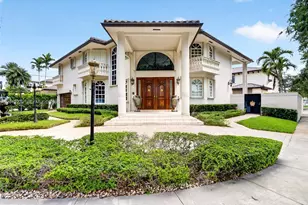 8560 NW 164th St, Miami Lakes, FL 33016 - Photo 1