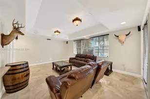 8560 NW 164th St, Miami Lakes, FL 33016 - Photo 23