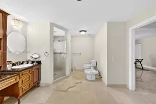 8560 NW 164th St, Miami Lakes, FL 33016 - Photo 45