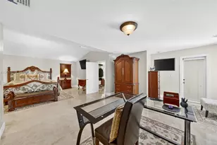 8560 NW 164th St, Miami Lakes, FL 33016 - Photo 41