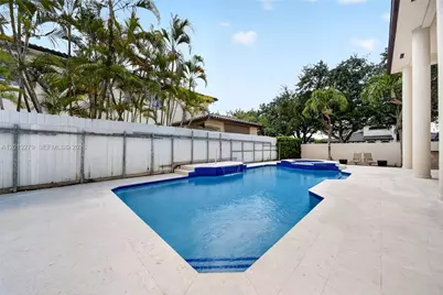 8560 NW 164th St, Miami Lakes, FL 33016 - Photo 57