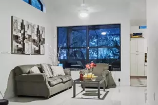 15533 N Miami Lakeway N, Miami Lakes, FL 33014 - Photo 5