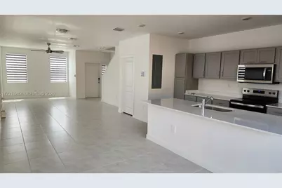 371 NE 16th St #371, Florida City, FL 33034 - Photo 3