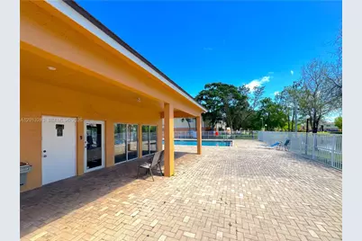 3610 N 56th Ave #218, Hollywood, FL 33021 - Photo 31