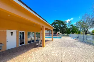 3610 N 56th Ave, Hollywood, FL 33021 - Photo 31