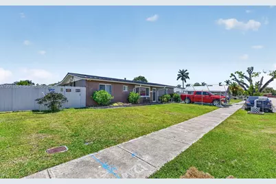 15104 SW 304th Ter, Homestead, FL 33033 - Photo 3