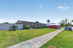 15104 SW 304th Terrace, Homestead, FL 33033 - Photo 3