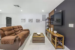 [Address not provided], Miami Lakes, FL 33014 - Photo 5