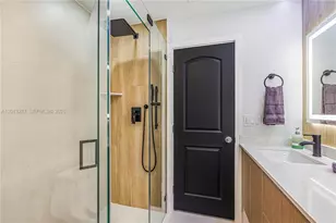 [Address not provided], Miami Lakes, FL 33014 - Photo 41