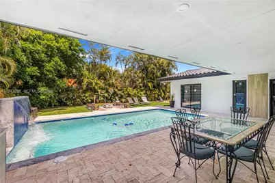15331 Turnbull Dr, Miami Lakes, FL 33014 - Photo 59