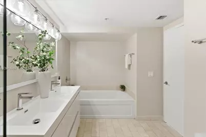 1111 SW 1st Ave #721-N, Miami, FL 33130 - Photo 35