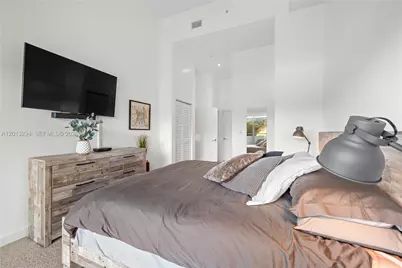 1600 SW 1st Ave #307, Miami, FL 33129 - Photo 17