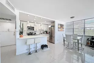 2751 Taft St, Hollywood, FL 33020 - Photo 17