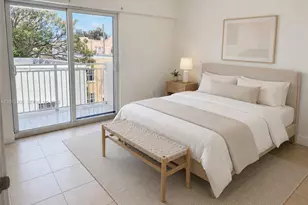 1020 SW 4th St, Miami, FL 33130 - Photo 7