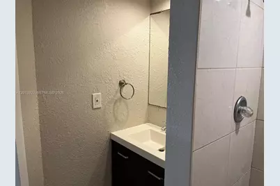 8020 Colony Circle N #101, Tamarac, FL 33321 - Photo 7