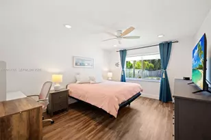 13750 Green Cove Pl, Davie, FL 33325 - Photo 13