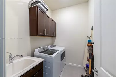 13420 Panama Beach Circ, Orlando, FL 32827 - Photo 33