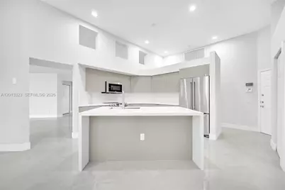 2553 Bay Pointe Drive, Weston, FL 33327 - Photo 15