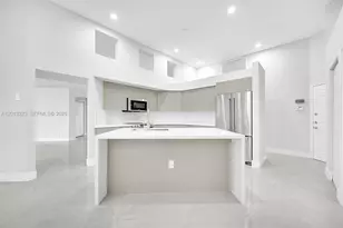 2553 Bay Pointe Dr, Weston, FL 33327 - Photo 15