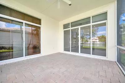 2553 Bay Pointe Drive, Weston, FL 33327 - Photo 47