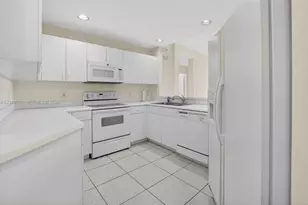 12474 Crystal Pointe Dr, Boynton Beach, FL 33437 - Photo 17