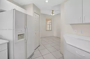 12474 Crystal Pointe Dr, Boynton Beach, FL 33437 - Photo 21