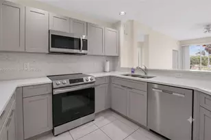 12474 Crystal Pointe Dr, Boynton Beach, FL 33437 - Photo 19