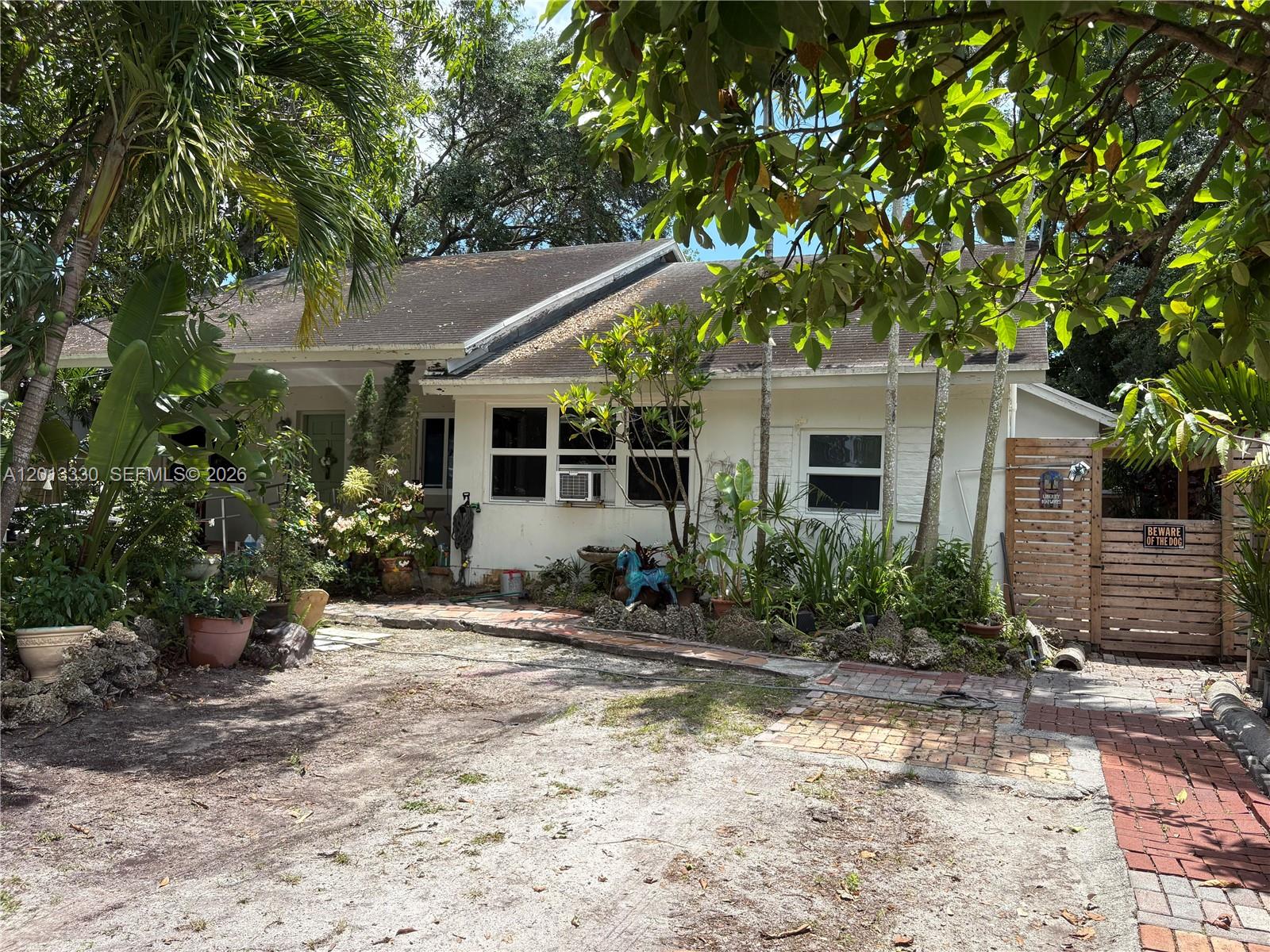 5930 SW 44th Terrace - 5930 SW 44th Terrace, Miami, FL 33155 Luxury Property | Jose Angel Pina
