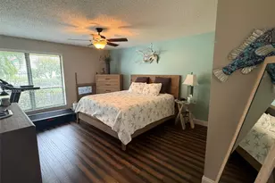 24 Lexington Ln W, Palm Beach Gardens, FL 33418 - Photo 7