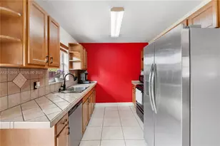 7201 SW 4th St, North Lauderdale, FL 33068 - Photo 5