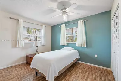 7201 SW 4th St, North Lauderdale, FL 33068 - Photo 9