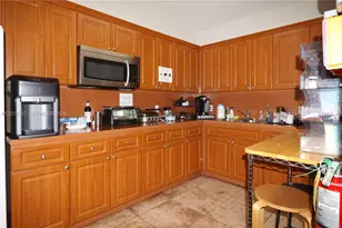 5085 NW 7th St, Miami, FL 33126 - Photo 37