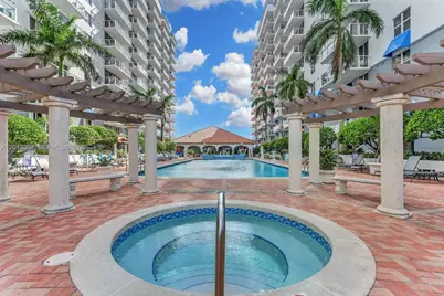 5085 NW 7th St #601, Miami, FL 33126 - Photo 5