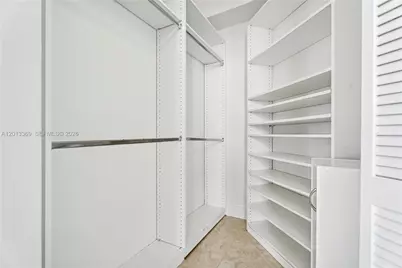 808 Brickell Key Dr #2207, Miami, FL 33131 - Photo 13