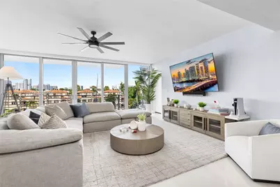 133 Isle Of Venice Dr #4B, Fort Lauderdale, FL 33301 - Photo 3