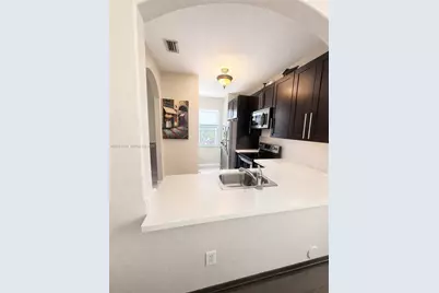 993 NE 3rd Ave, Homestead, FL 33030 - Photo 11