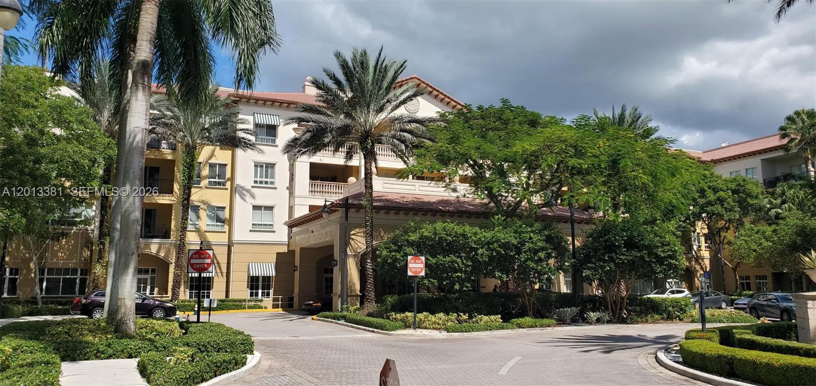 16102 Emerald Estates Dr #428 main architectural view