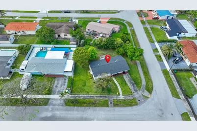 10370 SW 44th St, Miami, FL 33165 - Photo 23