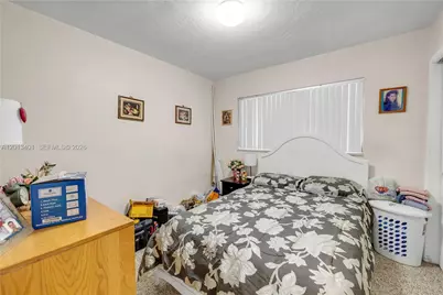 10370 SW 44th St, Miami, FL 33165 - Photo 17