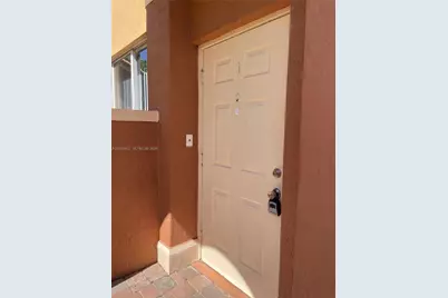 10666 SW 7th St #2106, Pembroke Pines, FL 33025 - Photo 3