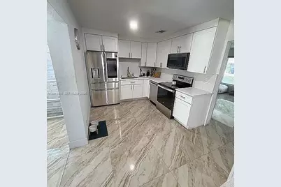 1823 SW 29th St, Fort Lauderdale, FL 33315 - Photo 5
