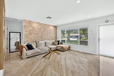 1823 SW 29th St, Fort Lauderdale, FL 33315 - Photo 5
