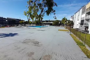 310 Fontainebleau Blvd, Miami, FL 33172 - Photo 25