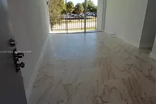 310 Fontainebleau Blvd, Miami, FL 33172 - Photo 21