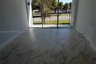 310 Fontainebleau Blvd, Miami, FL 33172 - Photo 19