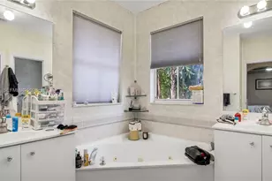 16101 NW 79th Ct, Miami Lakes, FL 33016 - Photo 47